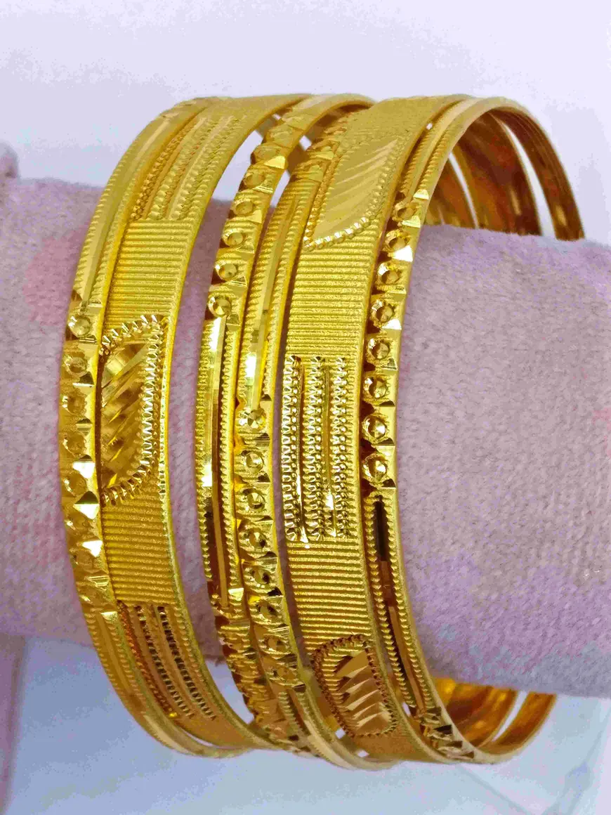 Stylish gold plated bangle for women - Lorieyn jewellery