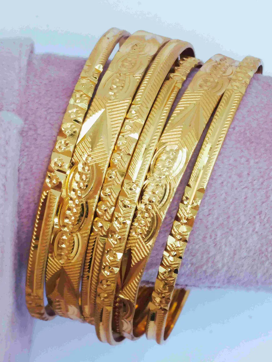 Stylish gold plated bangle for women - Lorieyn jewellery
