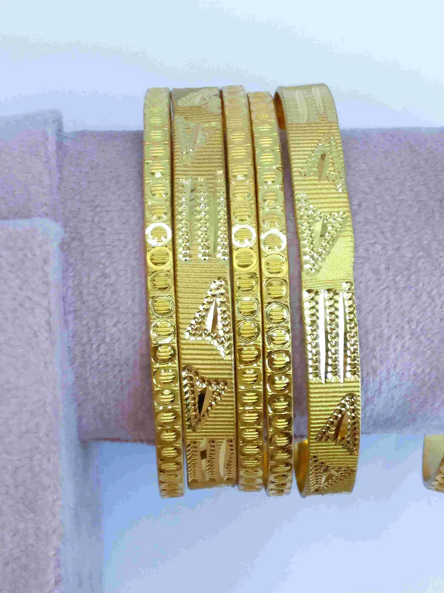 Stylish gold plated bangle for women - Lorieyn jewellery