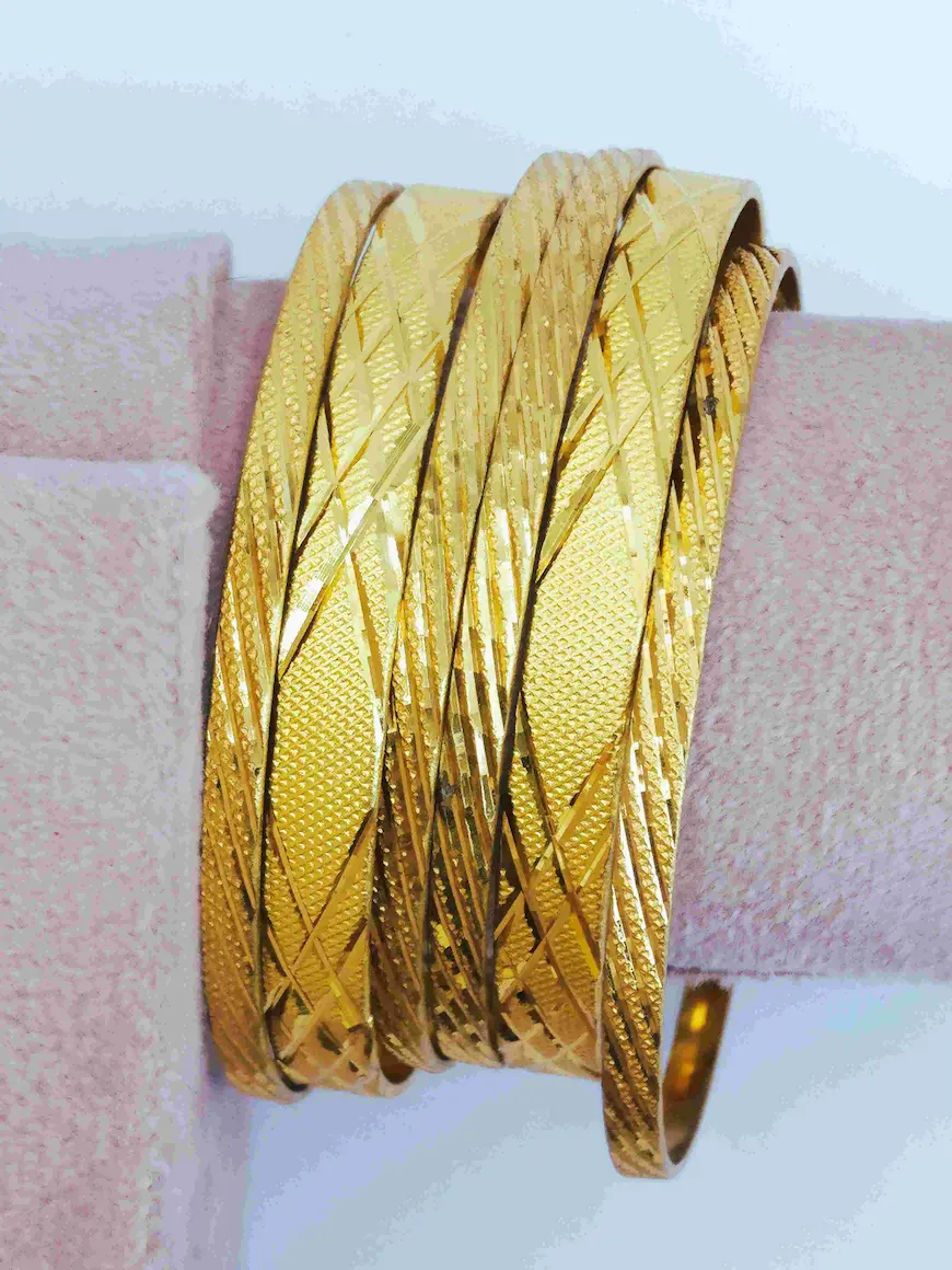 Stylish gold plated bangle for women - Lorieyn jewellery