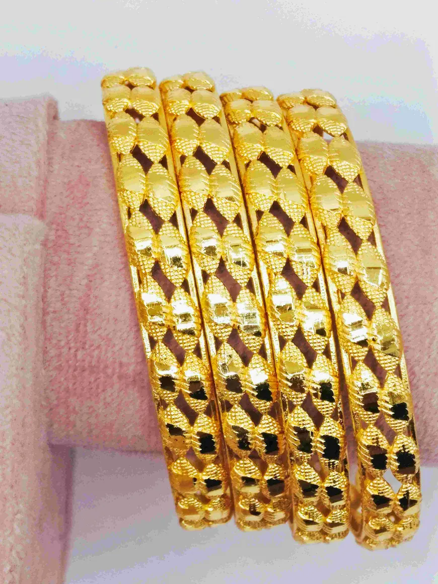 Stylish gold plated bangle for women - Lorieyn jewellery