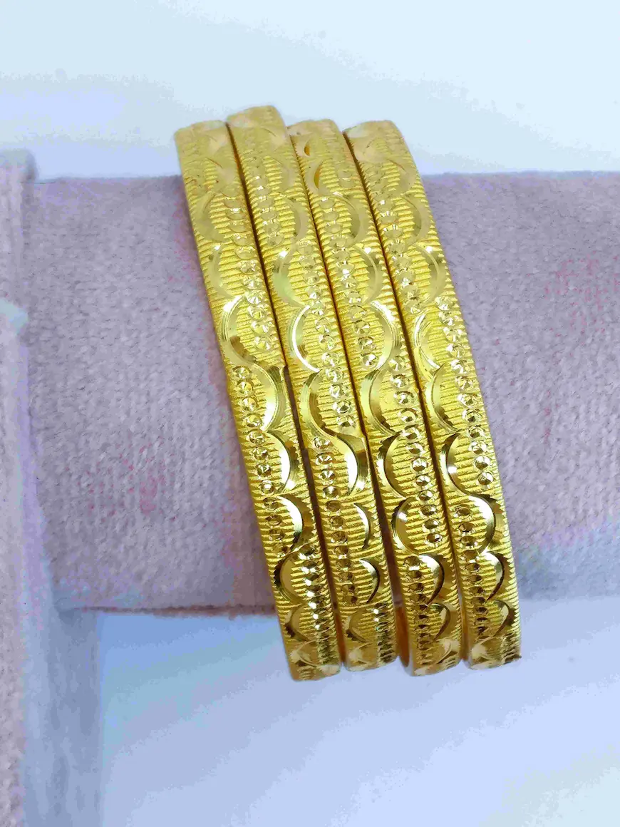 Stylish gold plated bangle for women - Lorieyn jewellery