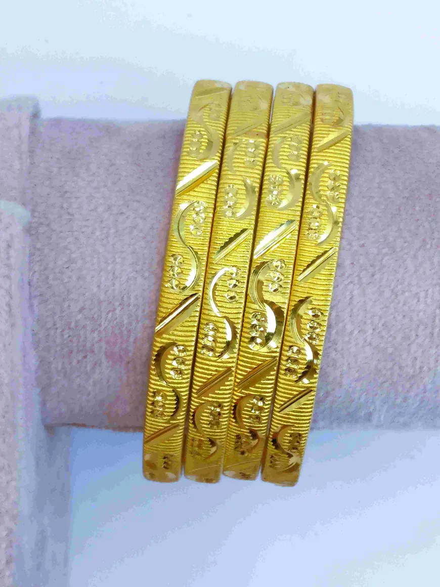 Stylish gold plated bangle for women - Lorieyn jewellery