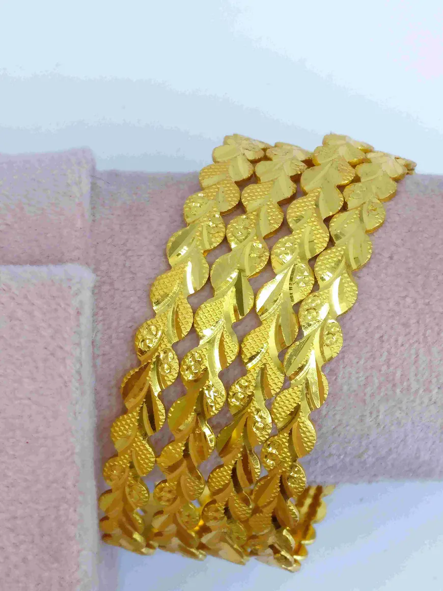 Stylish gold plated bangle for women - Lorieyn jewellery