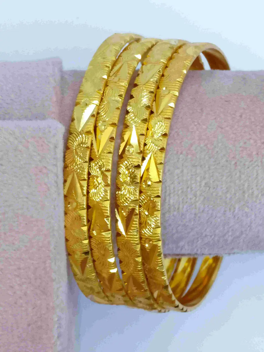 Stylish gold plated bangle for women - Lorieyn jewellery