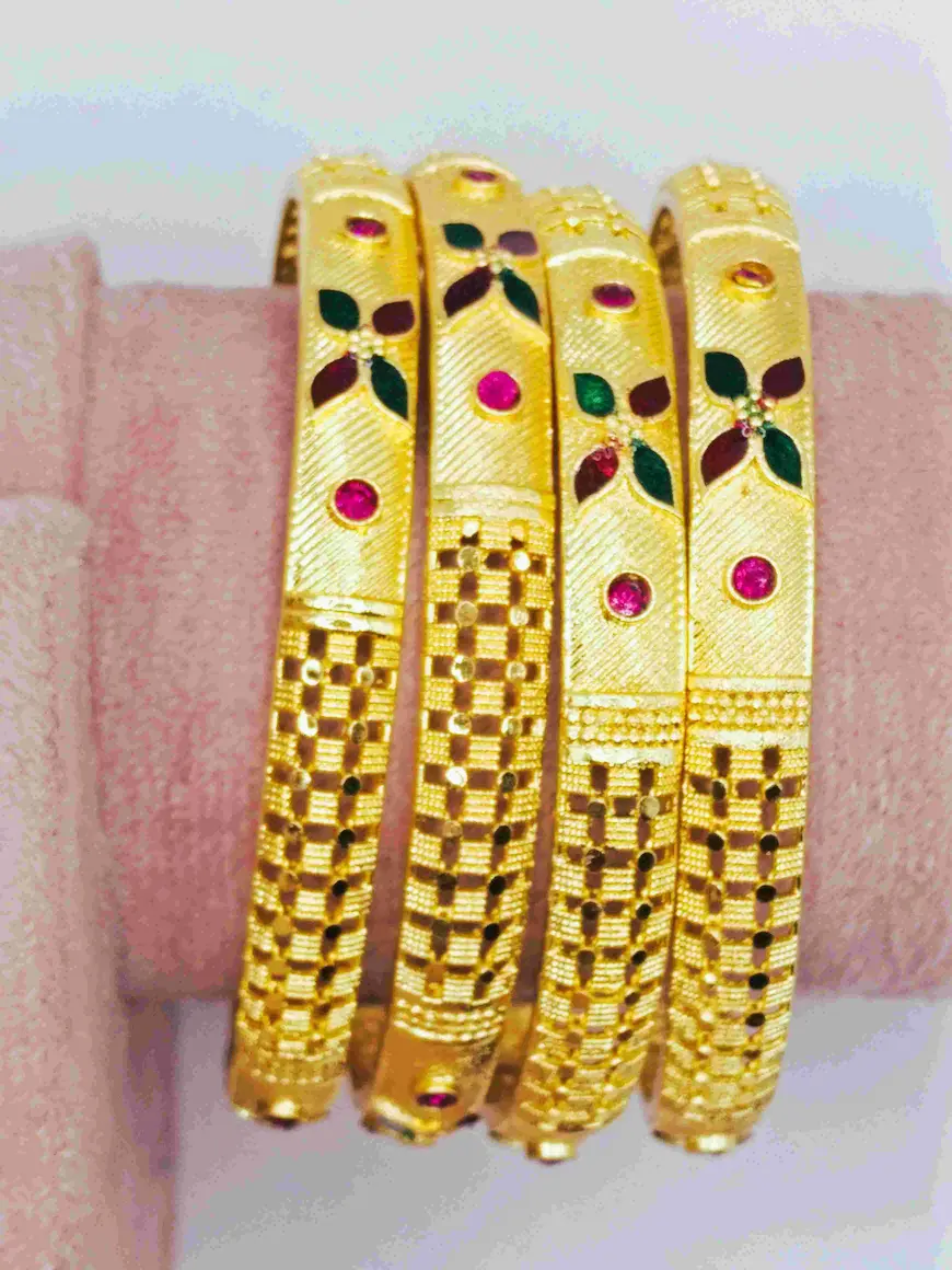 Stylish gold plated bangle for women - Lorieyn jewellery