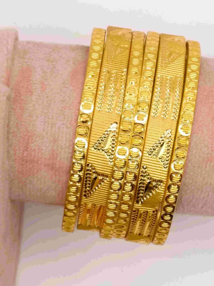 Stylish gold plated bangle for women - Lorieyn jewellery