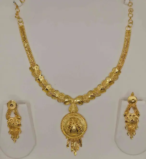 Stylish gold plated necklace for women - Lorieyn jewellery