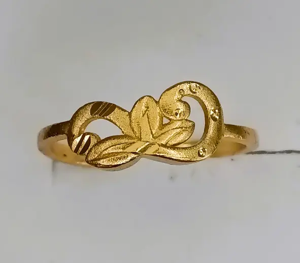 Stylish gold plated ring for women - Lorieyn jewellery